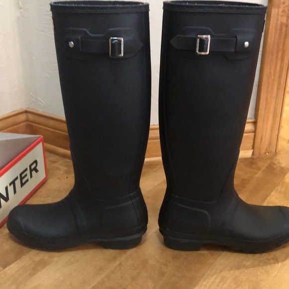 Hunter rain boots size 9 with original box and wrapping - Picture 9 of 12